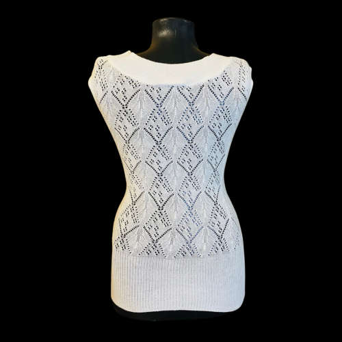 Identity Cream crochet top size: S