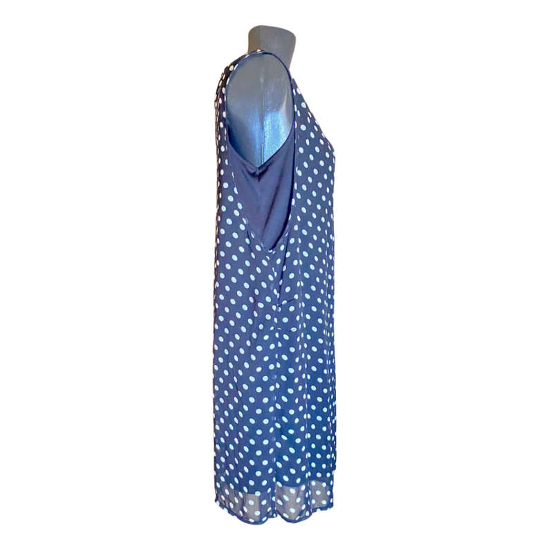 Miladys dress Size: 12/36