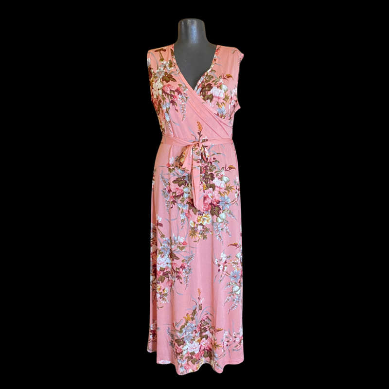 Pink floral print maxi dress Size: XL/XXL