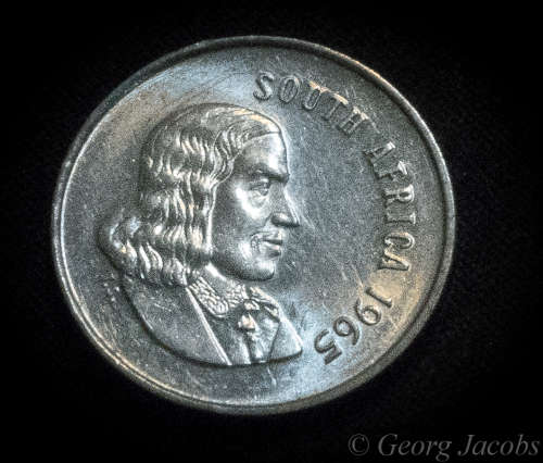 1Kg of Early Republic Coins , many in Unc .. Bulk Sale.. Start @ R1 !!!