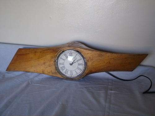 PROPELLER CLOCK. MODEL 76RM44