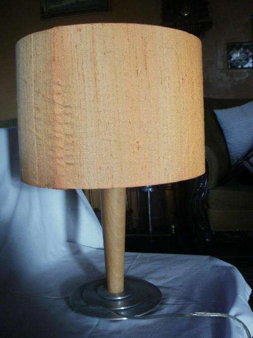 LOVELY RETRO STYLE LAMP