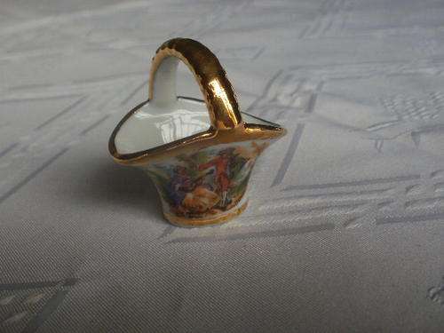 MINIATURE LIMOGES BASKET