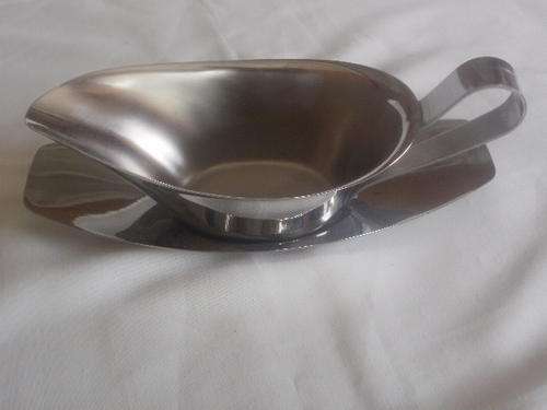 VINTAGE STAINLESS STEEL SAUCE BOAT WITH TRAY