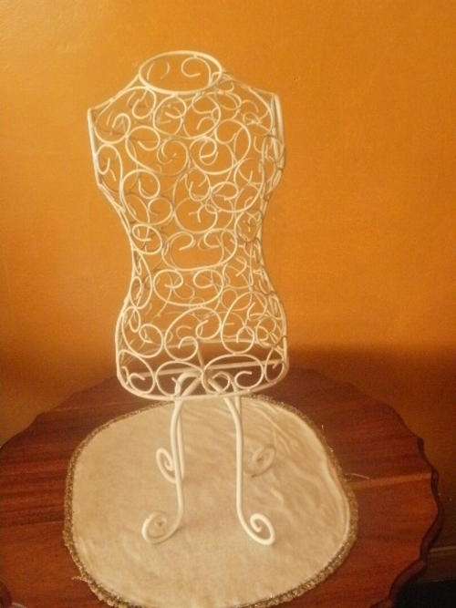 WIRED BODY FOR YOUR JEWELLERY