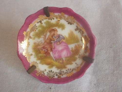RED LIMOGES MINIATURE PLATE