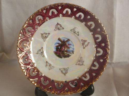 STUNNING "CONTESSE" SAUCER