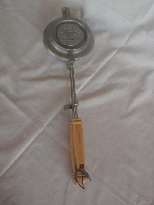 PRESTIGE JAFFLE PRESSURE TOASTER. NEVER BEEN USED