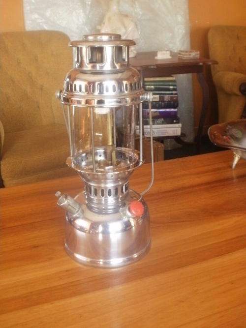 LIGHT BRAND PRESSURE LANTERN WITH ACCESSORIES