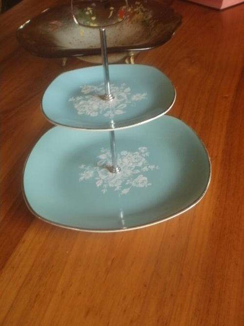 MIDWINTER " FASHION SHAPE" TWO CAKE STAND