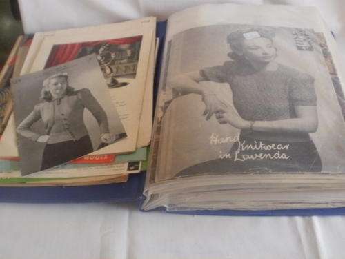 A FILE FULL OF OLD KNITTING & CROCHET PATTERNS