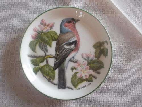 FINE BONE CHINA CROWN, STAFFORDSHIRE ENGLAND PIN DISH