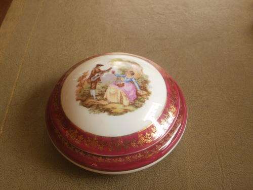 MEISSNER LIMOGES FRANCE, TRINKET BOX