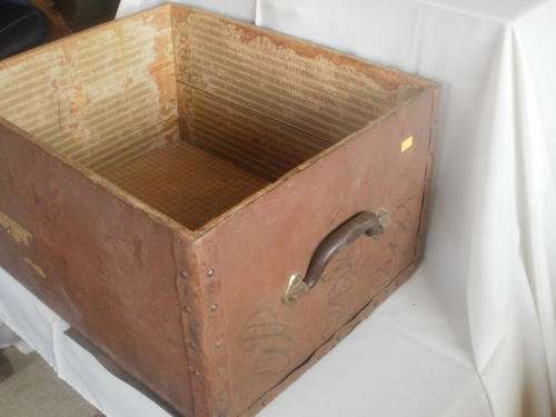OLD WOODEN CASE WITH HANDLES
