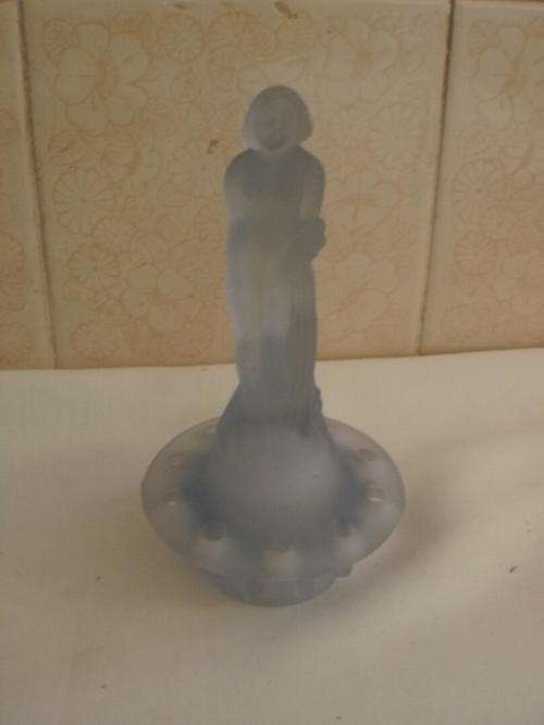 ART DECO FLOWER FROG FIGURINE