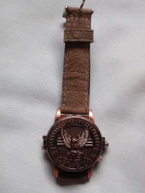MENS "IRON EAGLE" LUXSTAR QUARTZ WATCH