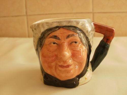 SANDLAND CHARACTER WARE
