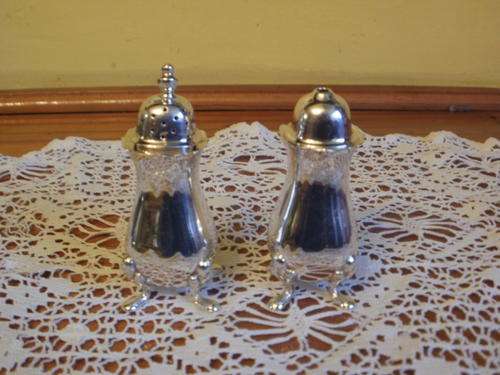 BIRMINGHAM 1957 SILVER SALT & PEPPER SHAKERS