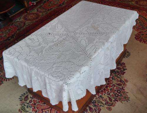 ROUND CROCHET TABLE CLOTH