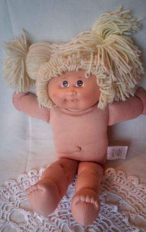 25TH ANNIVERSARY CABBAGE PATCH DOLL