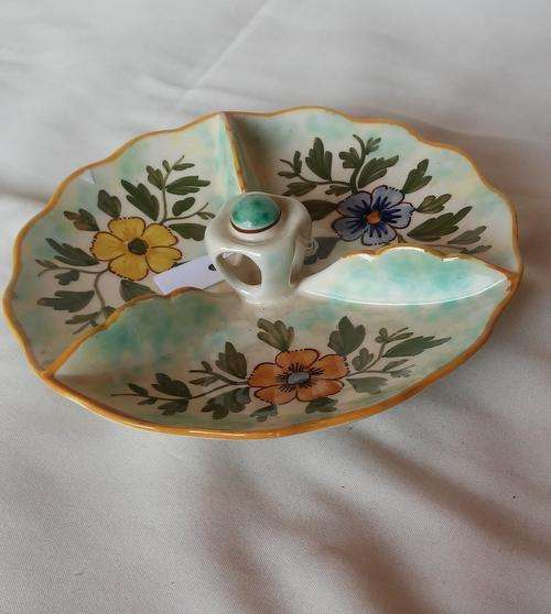 "FLORA" GOUDA HAND PAINTED, MADE IN HOLLAND. SNACK DISH