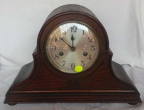 TWO BARREL MANTLE CLOCK