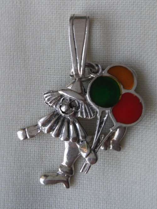 925 SILVER PENDANT WITH PERIDOT