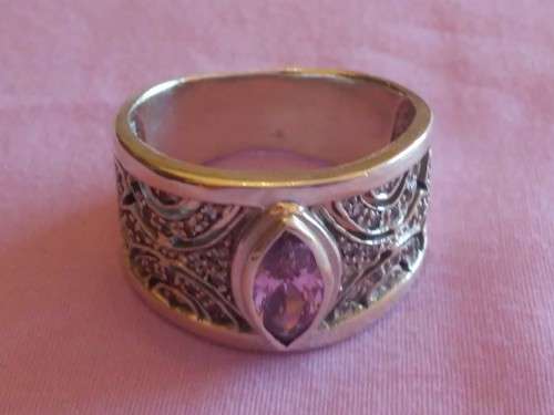 SILVER RING WITH PINK STONE (A)