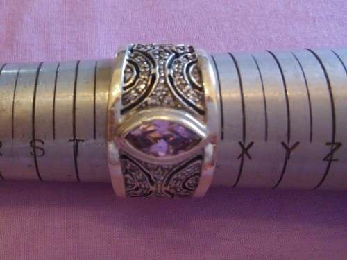 SILVER RING WITH PINK STONE (A)