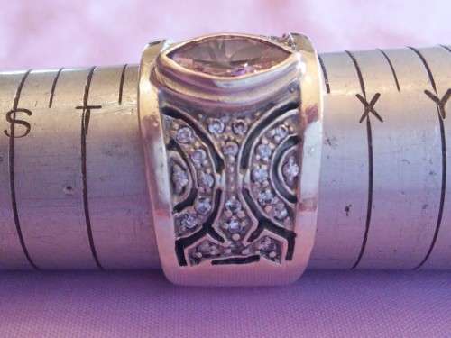 SILVER RING WITH PINK STONE (A)