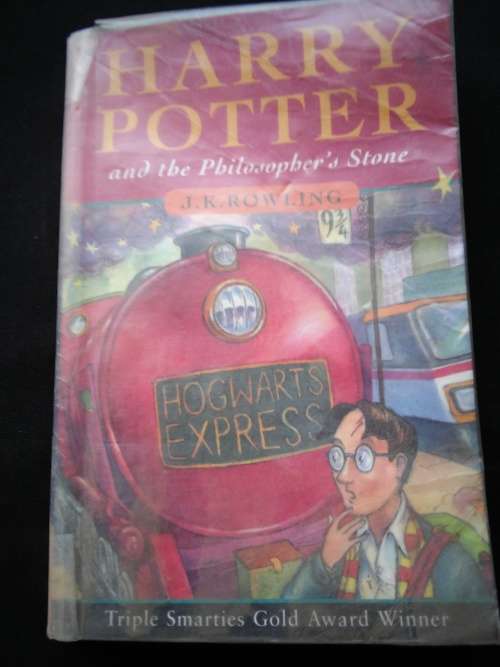 HARRY POTTER AND THE PHILOSOPHER'S STONE