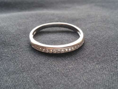THIN 925 SILVER RING WITH CRYSTALS