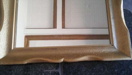 VINTAGE MIRROR IN FRAME