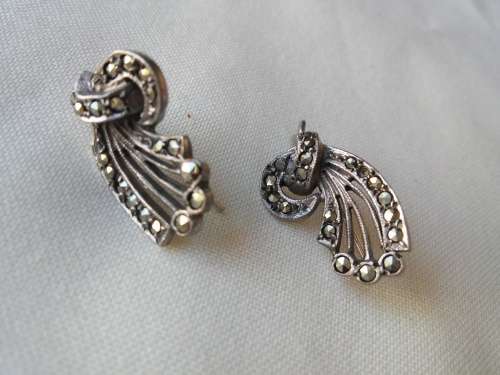 SILVER MARCASITE EARRINGS
