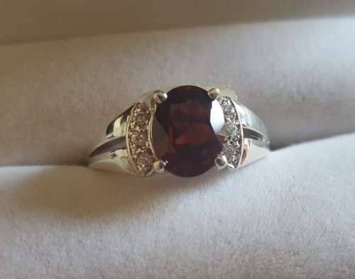 925 SILVER GARNET RING
