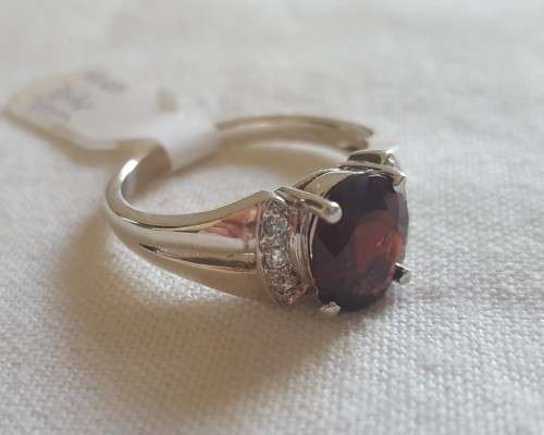 925 SILVER GARNET RING