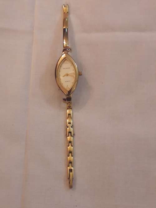 Ladies Hallmark quartz watch