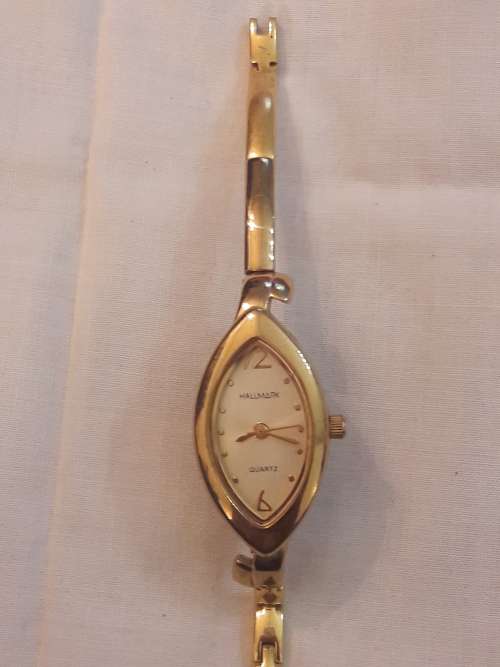 Ladies Hallmark quartz watch