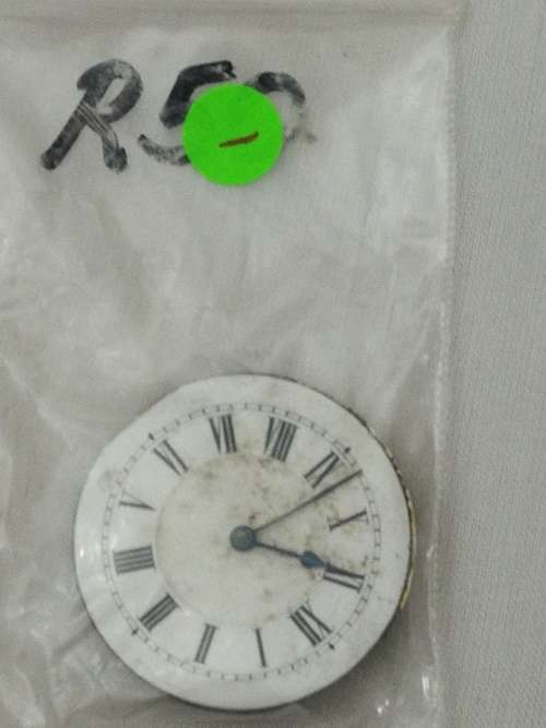 Watch movement with dial