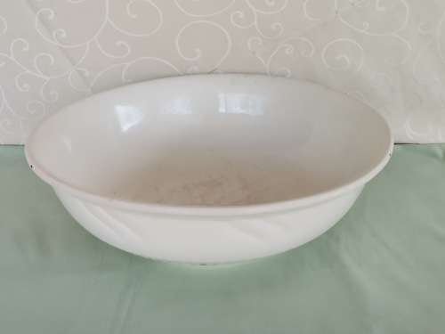 20th Century Cream Wash Basin