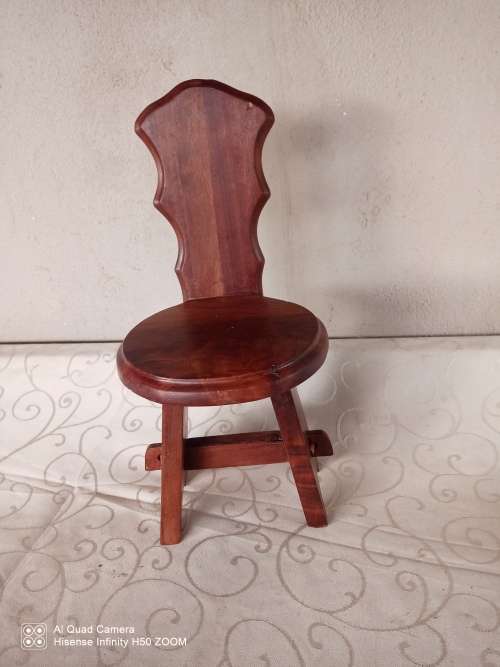 Dolls Chair