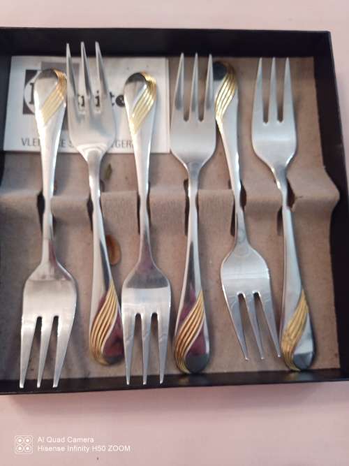 Eetrite 18/ Stainless steel -goldplated  cake forks