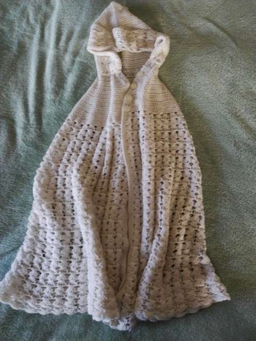 Vintage Crochet Cape for a girls age 2-4 years