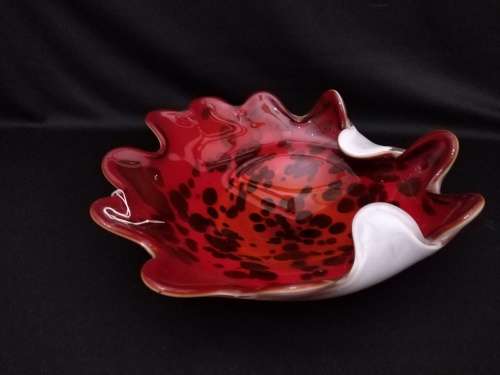 Stunning Red & Black murano Bowl