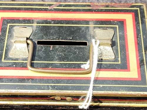 `Chad Valley` Made in England No. 10015, Savings Tin