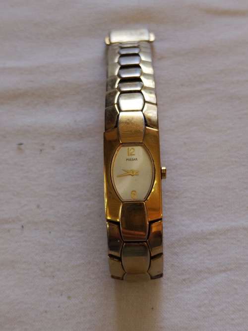 Ladies Pulsar quartz watch