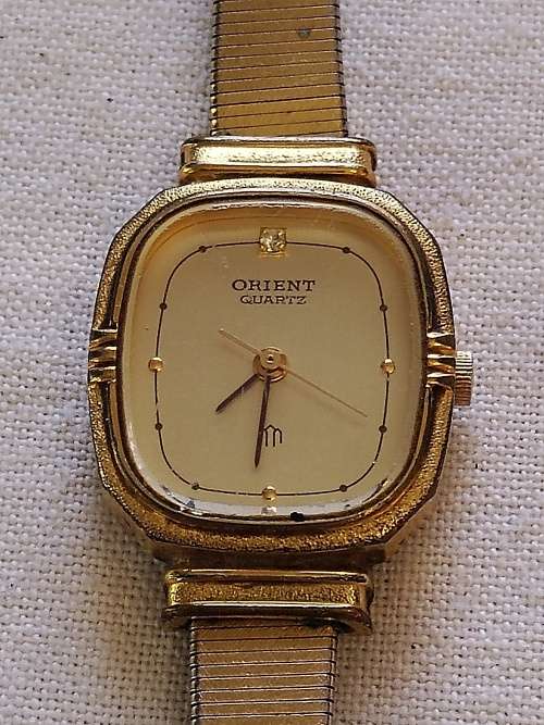 Ladies Orient quartz watch