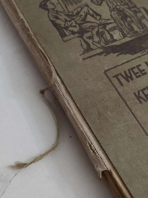 Twee nuwe seuns op keuboslaan by Theunis Krogh dd 1944