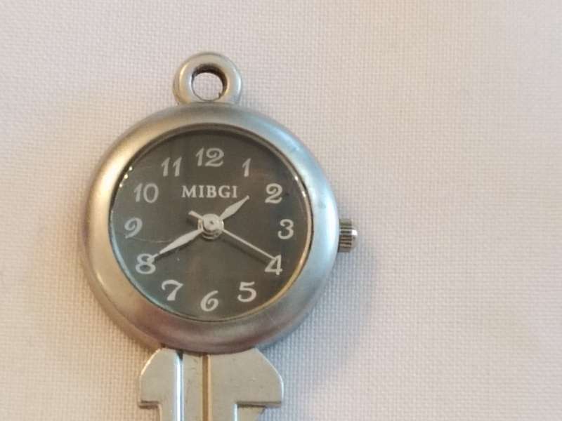 Mibgi Key Pendant Watch