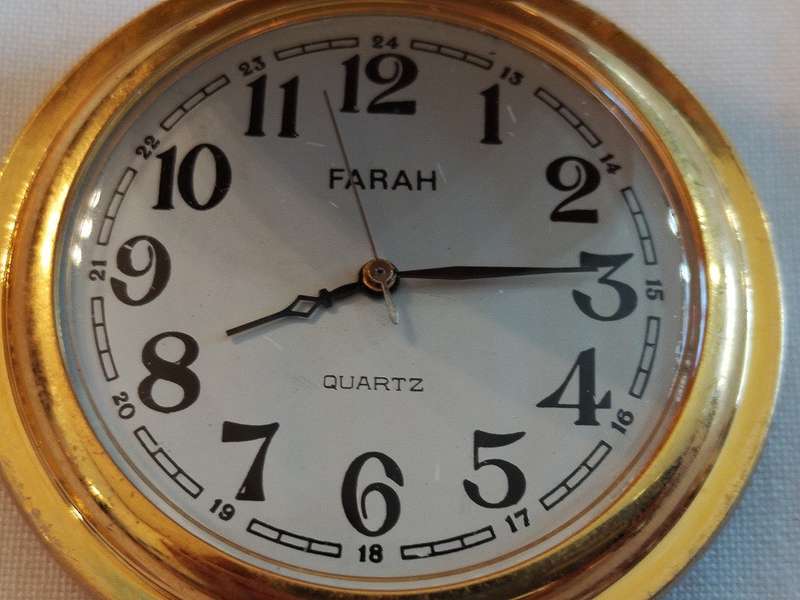 Farah Quartz Pocket watch with chain